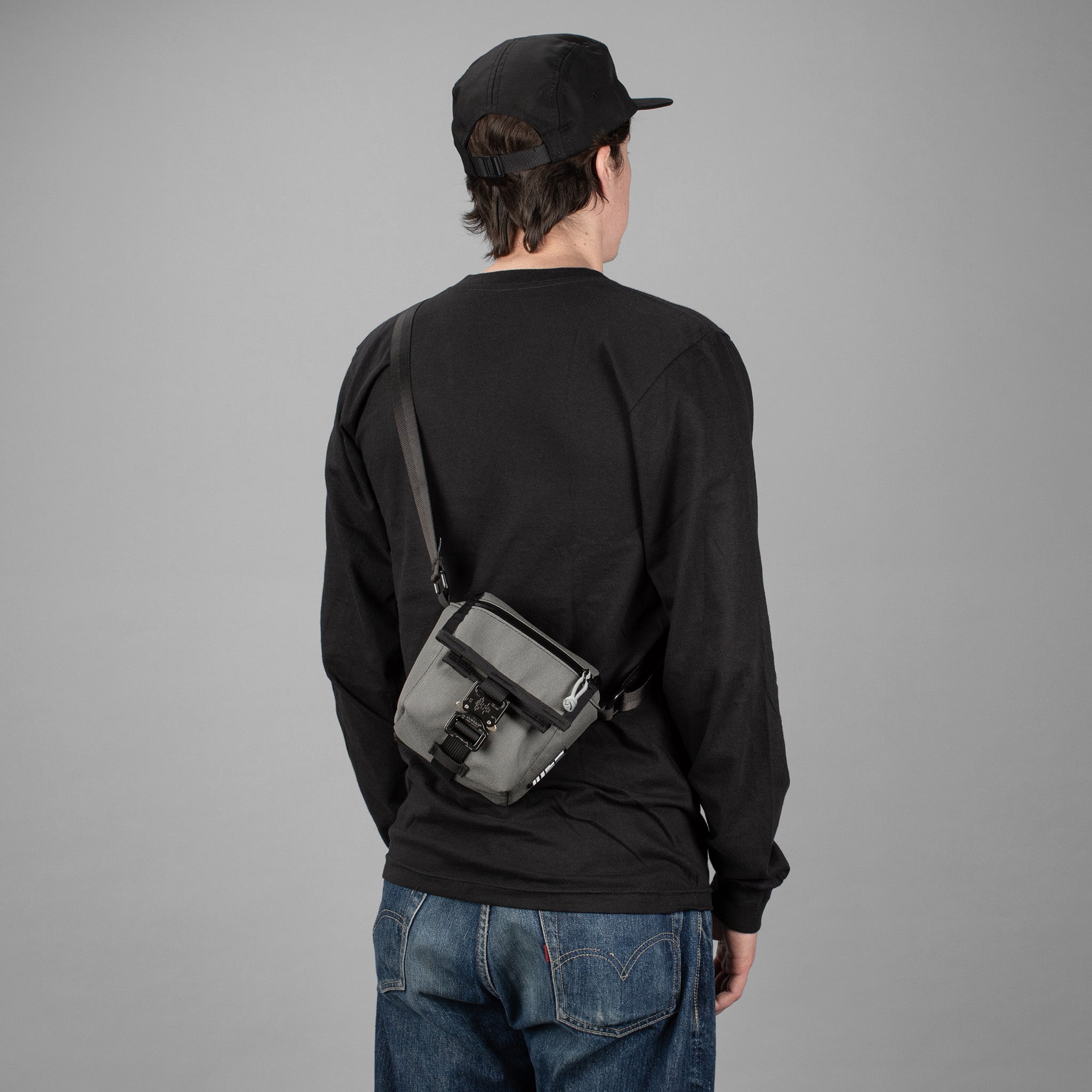 ILE Camera Sling - Storming Gravity