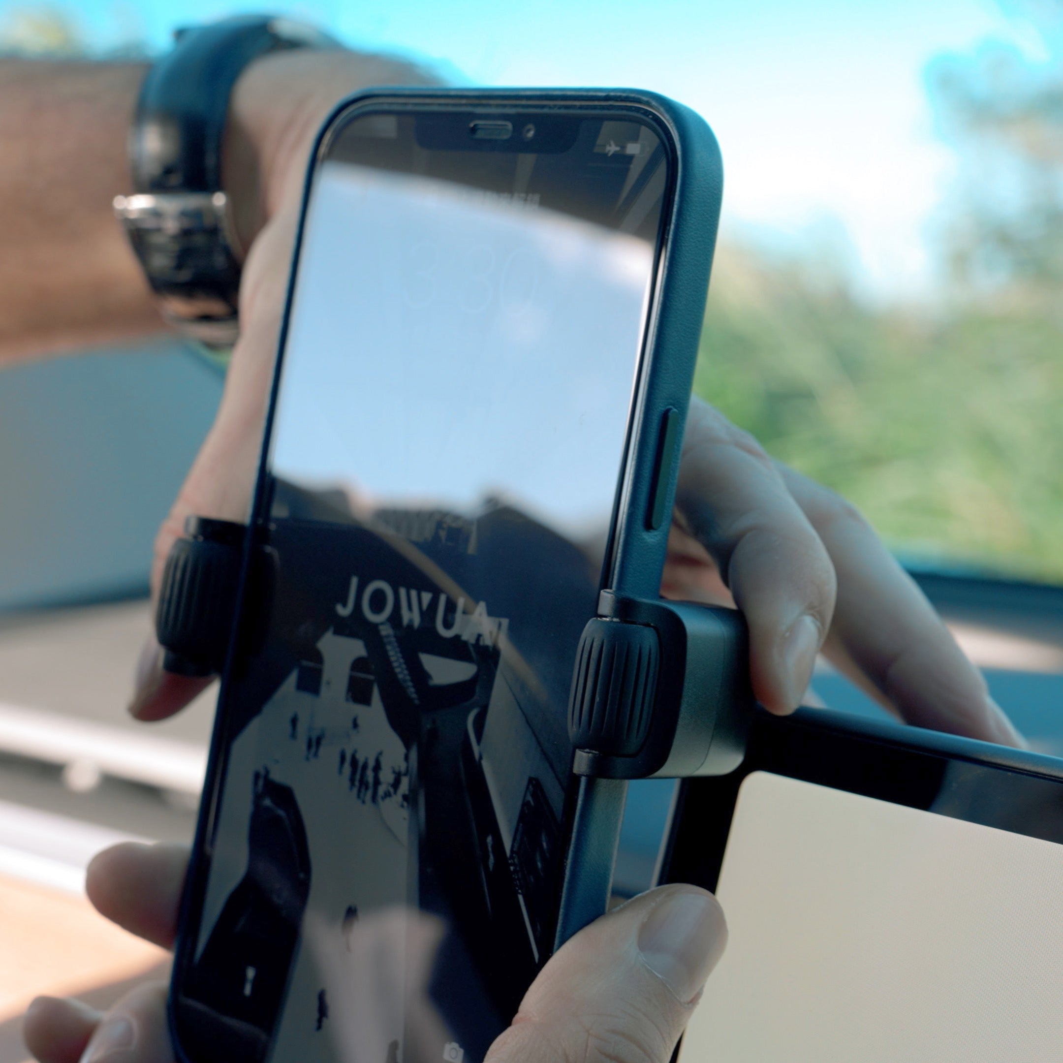 6D Tesla Compatible Invisible Foldaway Car Mount (Universal Roller Mount) - Storming Gravity