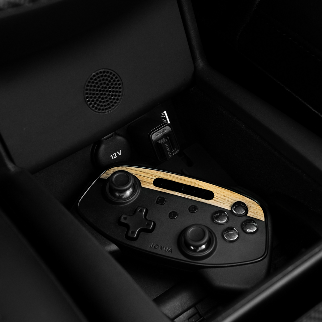 Tesla Gaming Controller - Multi-Device Wireless Controller