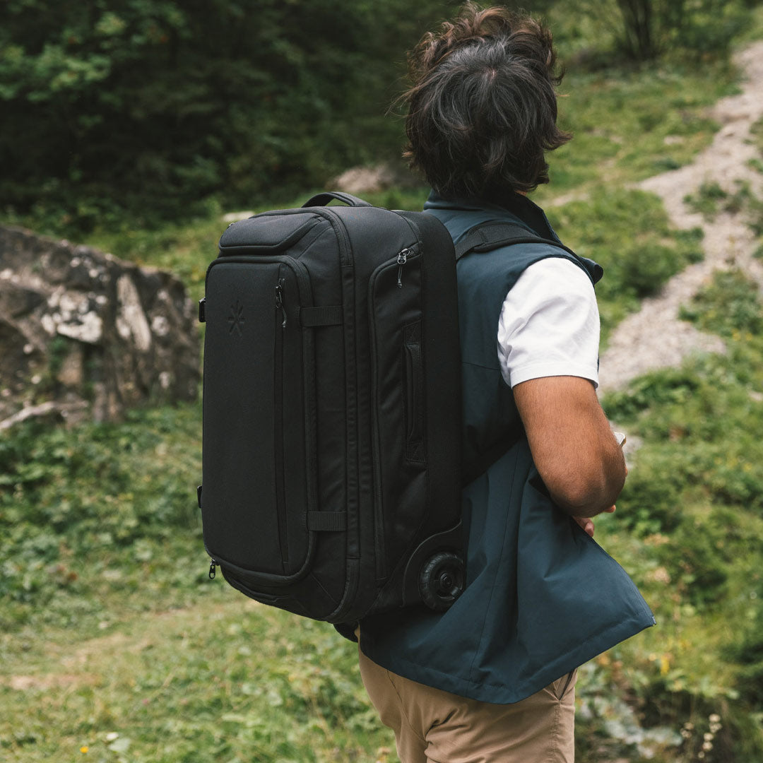 Lift 40L Rollerbag Luggage - Storming Gravity