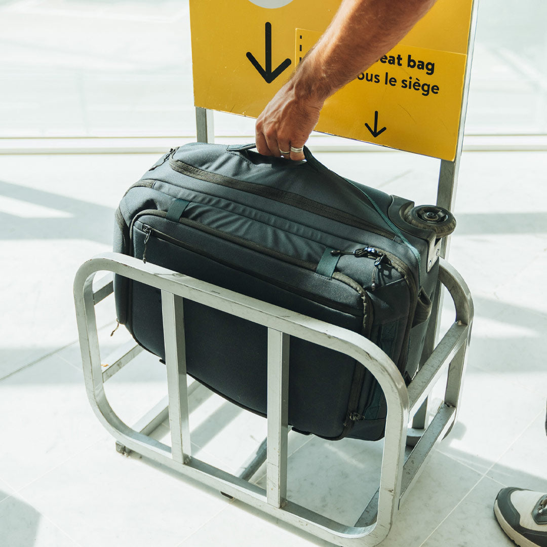 Lift 40L Rollerbag Luggage - Storming Gravity
