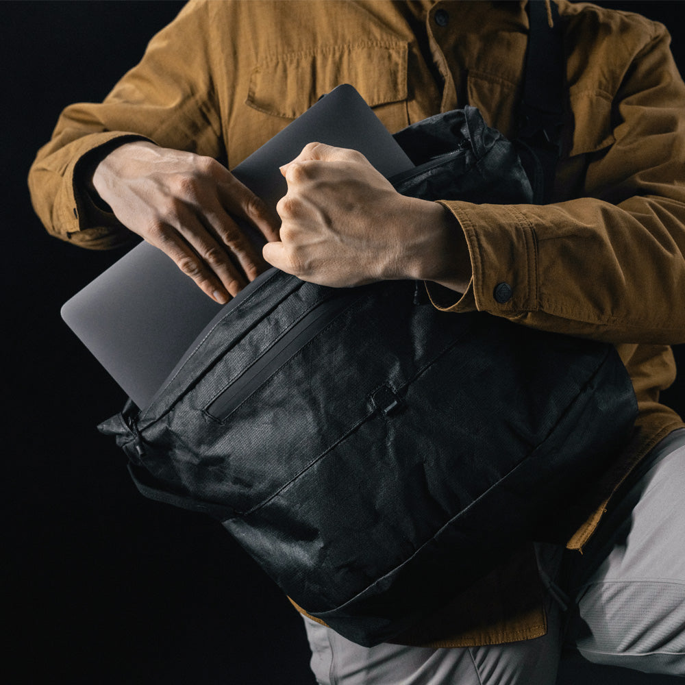 Matador® x Carryology EDX Ultra™ Messenger - Storming Gravity