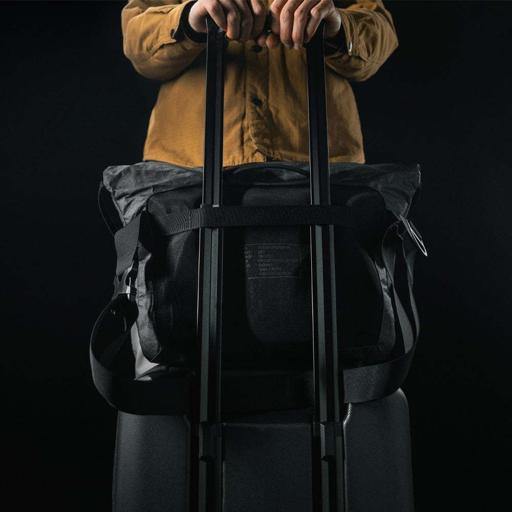 Matador® x Carryology EDX Ultra™ Messenger - Storming Gravity