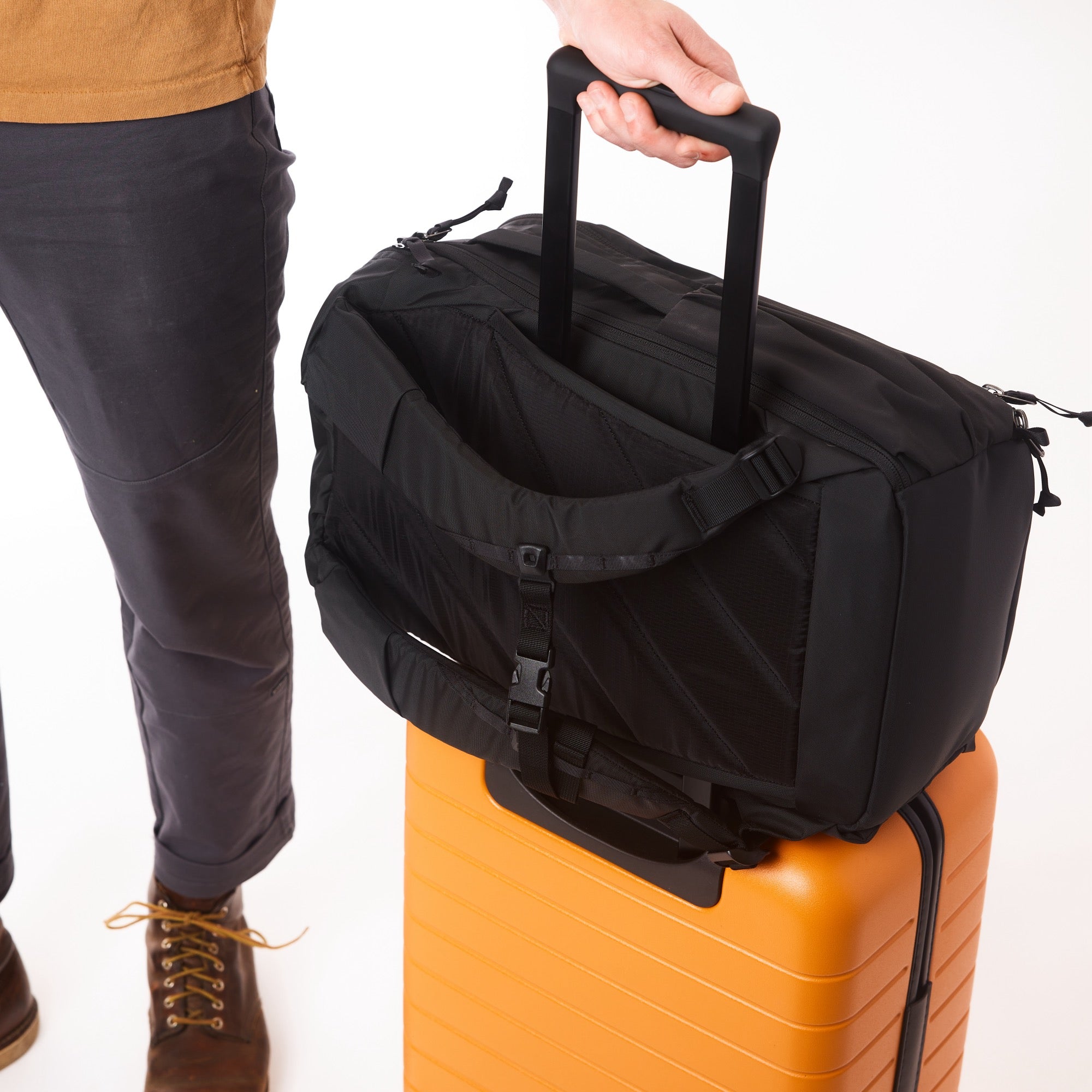 Civic Travel Bag 20L - Storming Gravity