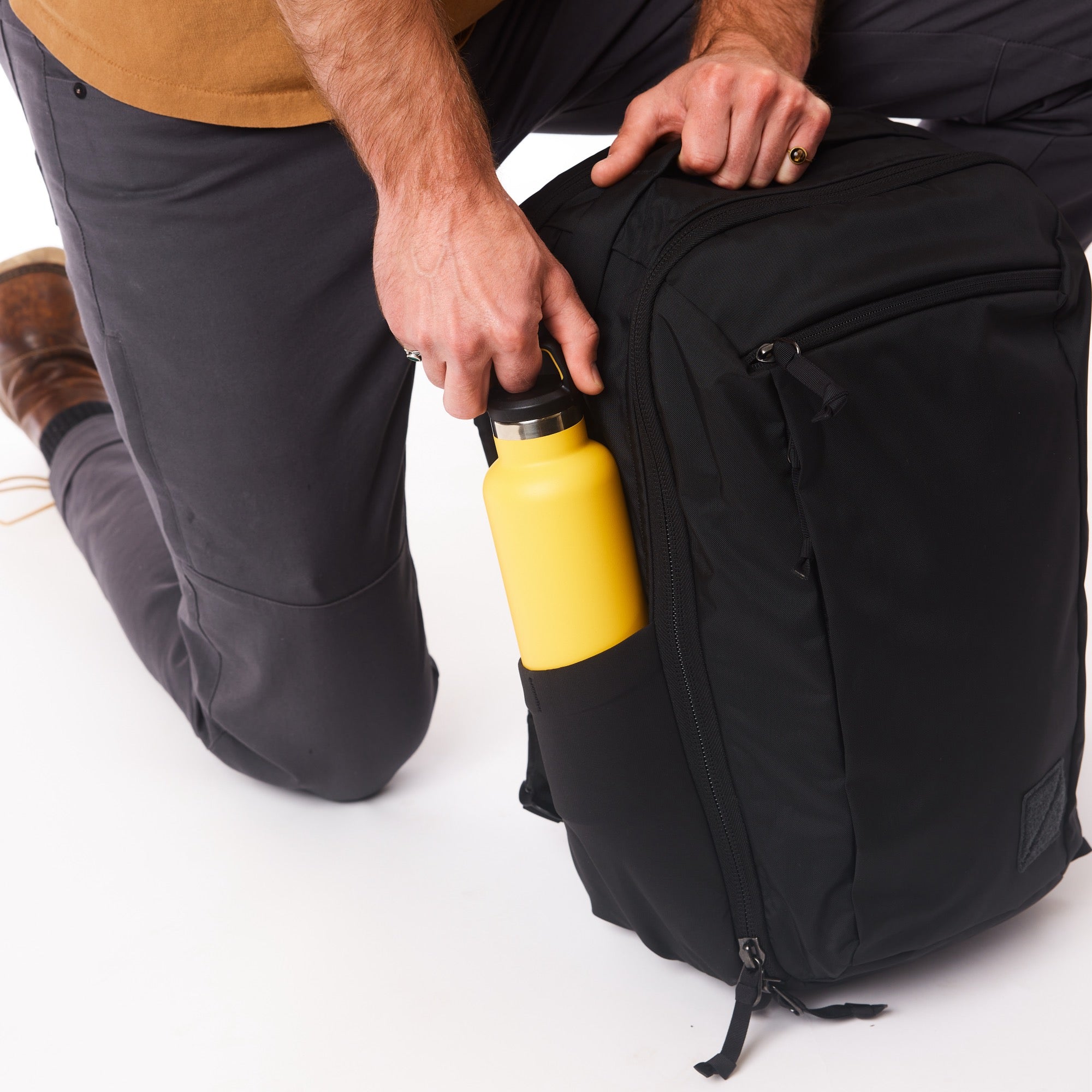 Civic Travel Bag 20L - Storming Gravity