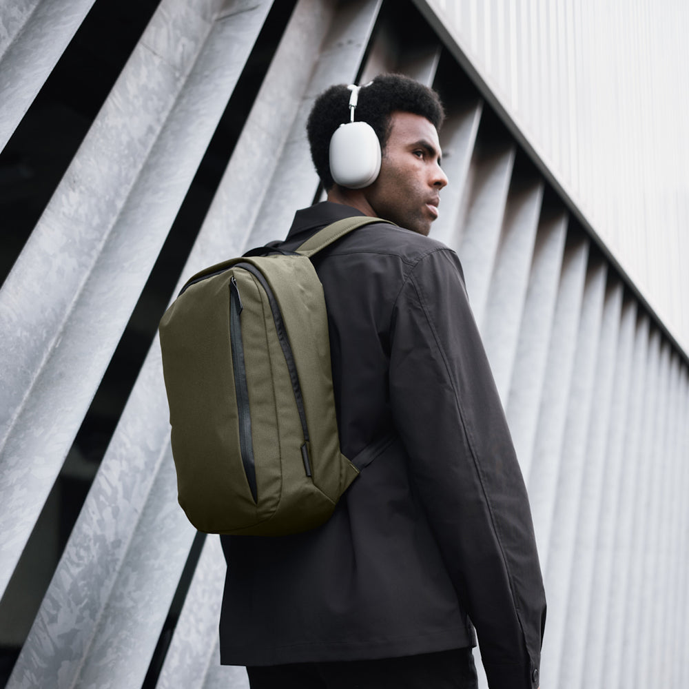Metro Backpack 12L - Storming Gravity