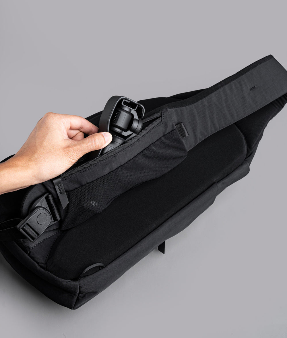 Metro Crossbody 10L - Storming Gravity