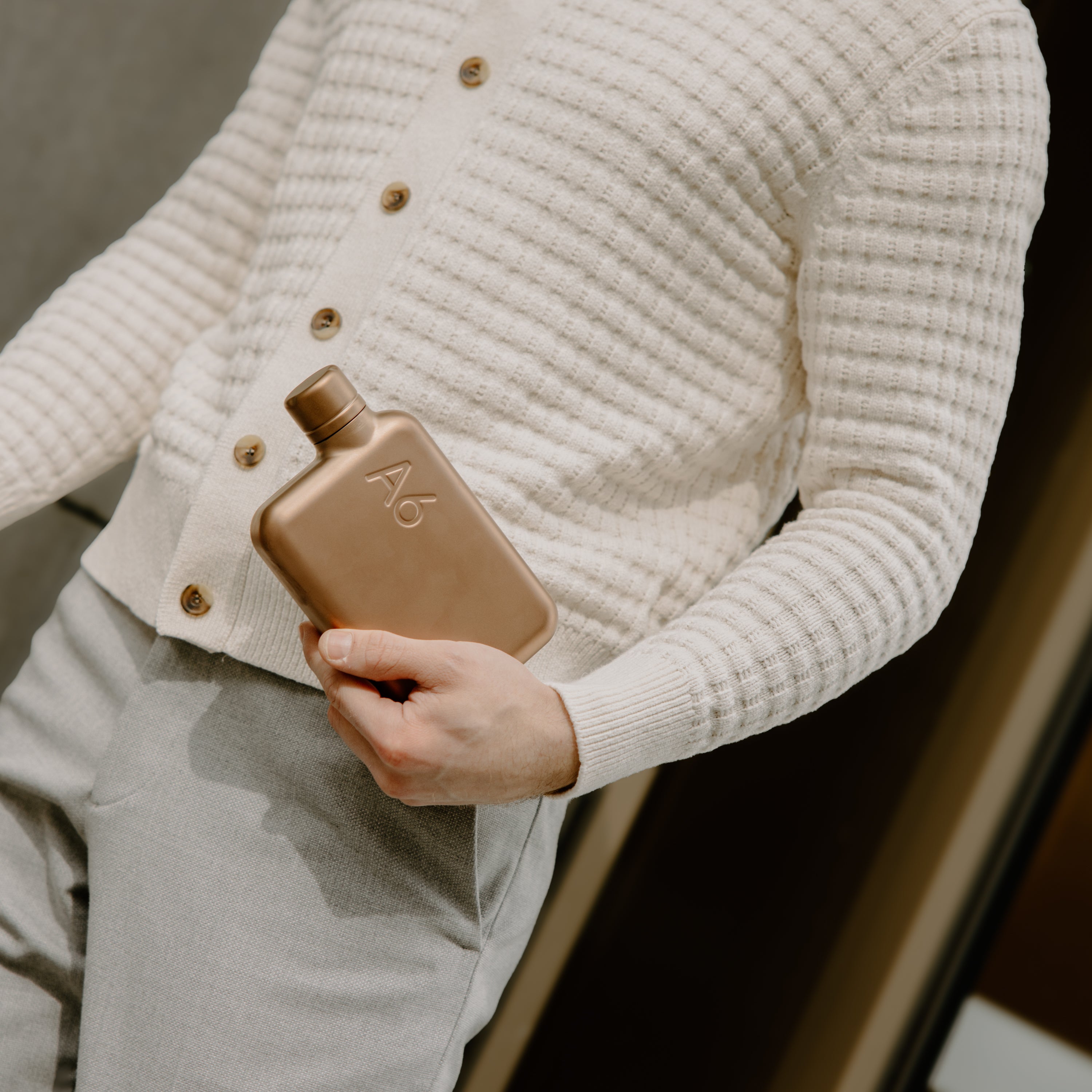 A6 memobottle (Stainless Steel) - Copper PVD 500ml