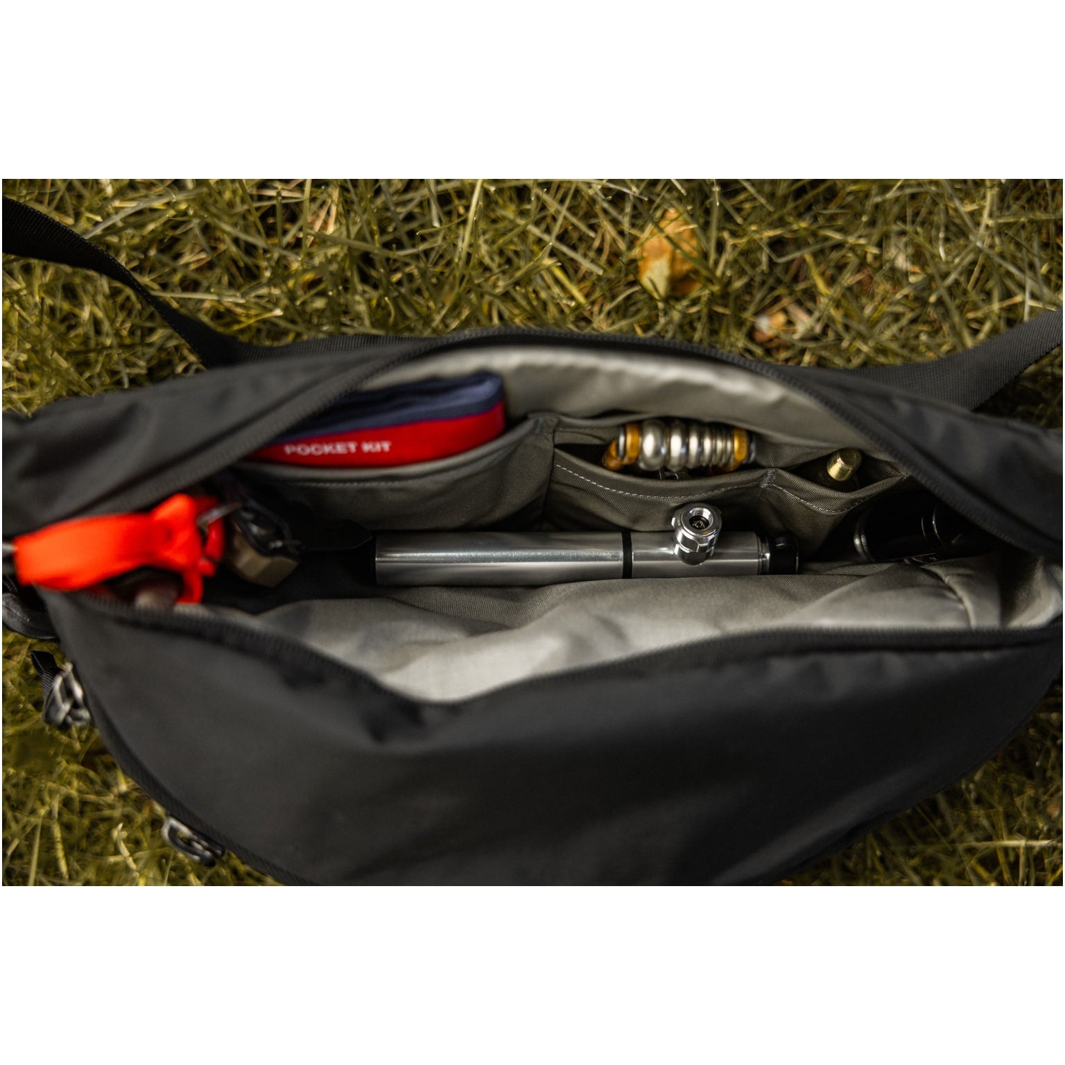 Evergoods Mountain Hip Pack 3.5L - Storming Gravity