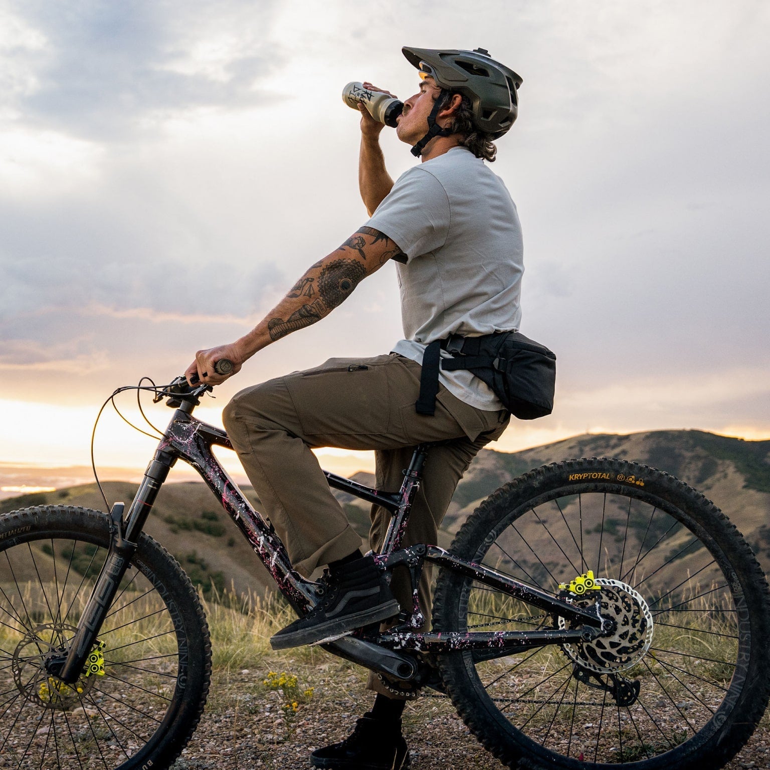 Evergoods Mountain Hip Pack 3.5L - Storming Gravity