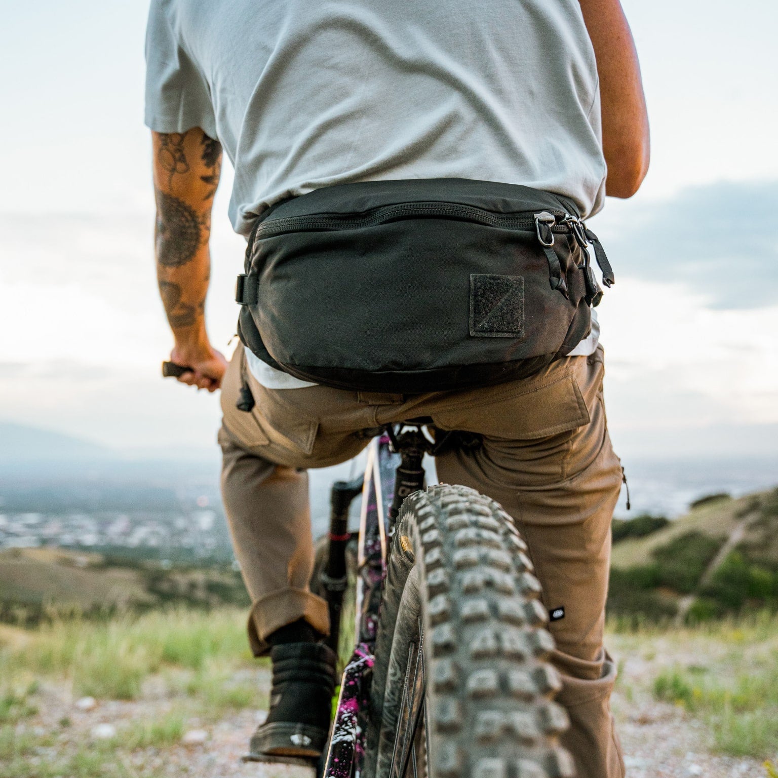 Evergoods Mountain Hip Pack 3.5L - Storming Gravity