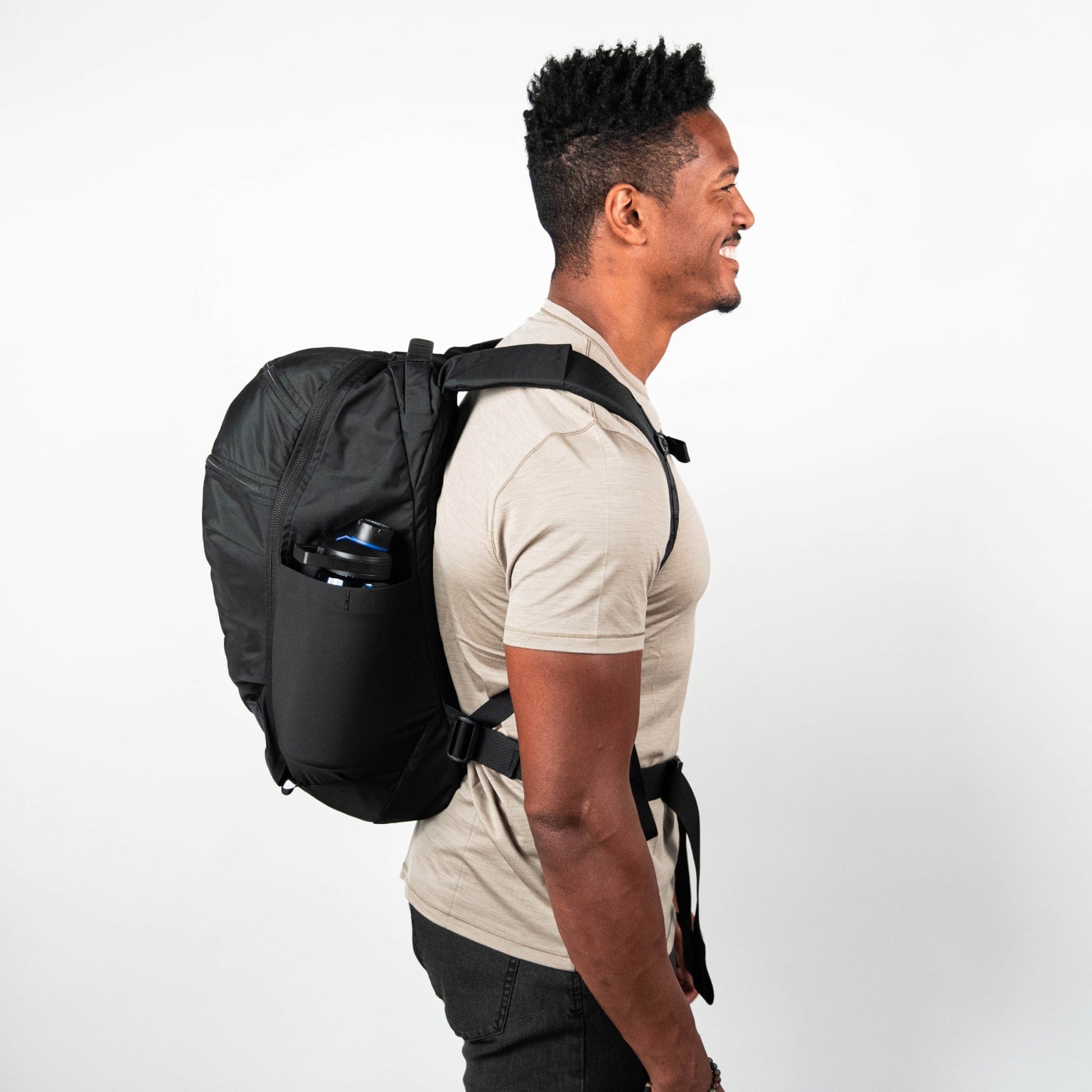 Mountain Panel Loader 22L - Storming Gravity