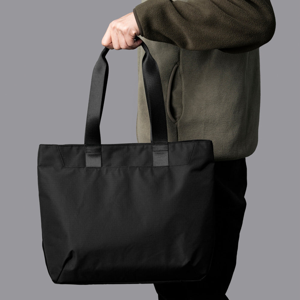 Alpaka Element Tote (M) - Storming Gravity