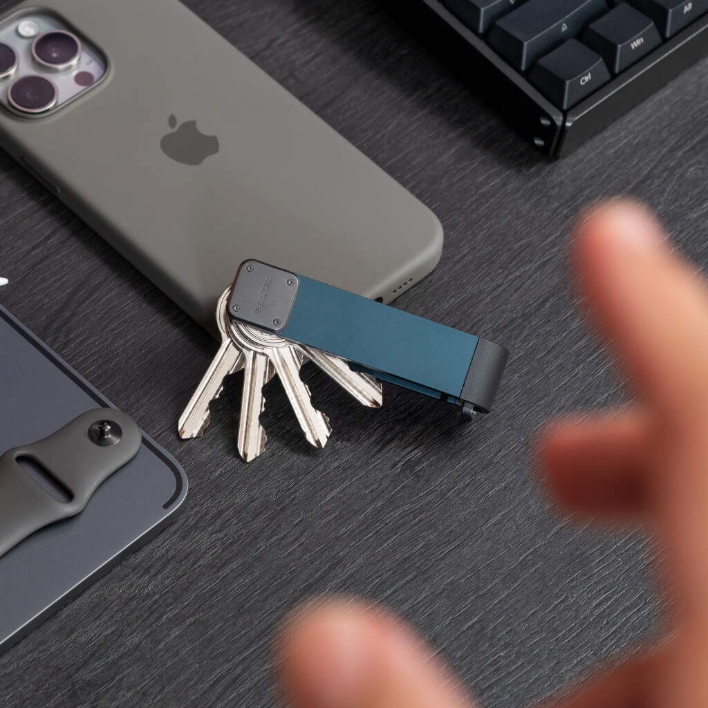 Ekster Key Case - Storming Gravity