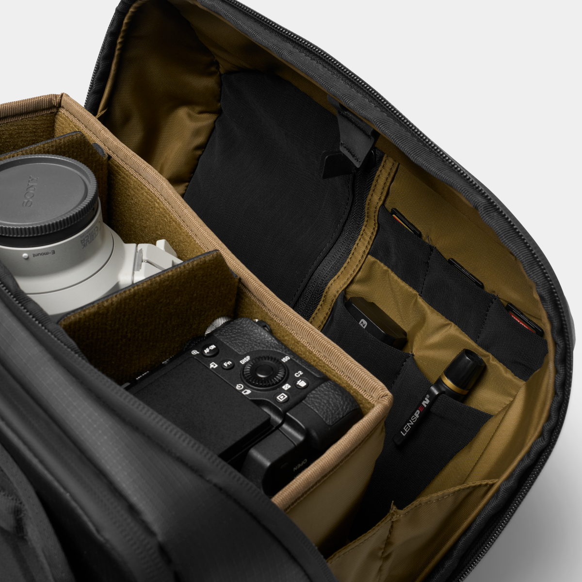 McKinnon Camera Messenger 13L - Storming Gravity