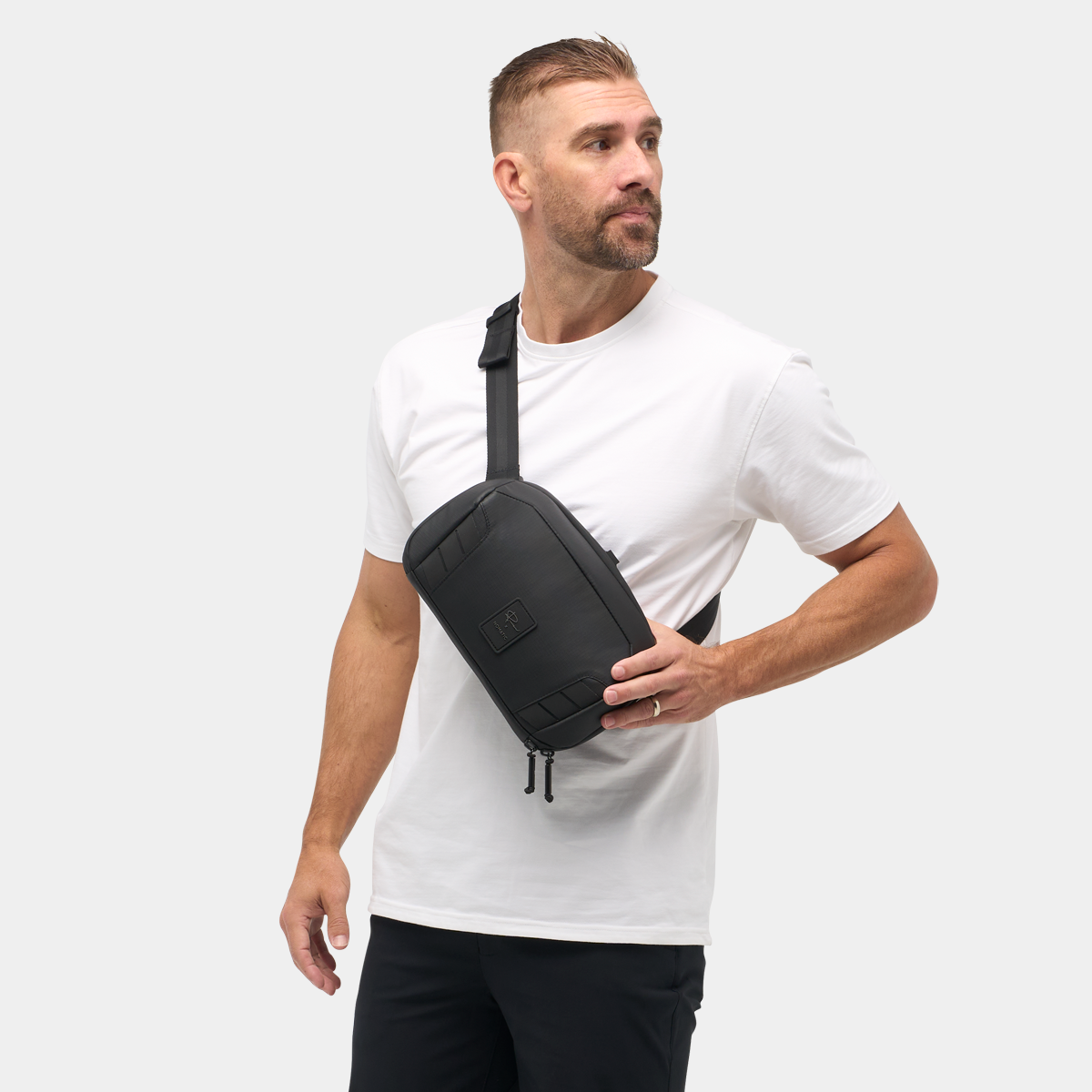 McKinnon Camera Sling 5L - Storming Gravity