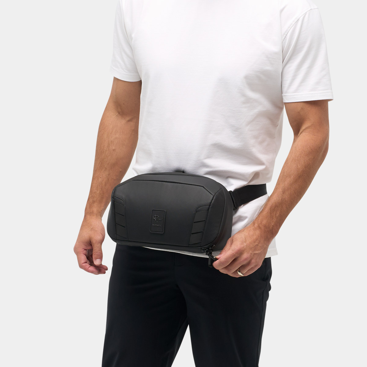 McKinnon Camera Sling 5L - Storming Gravity