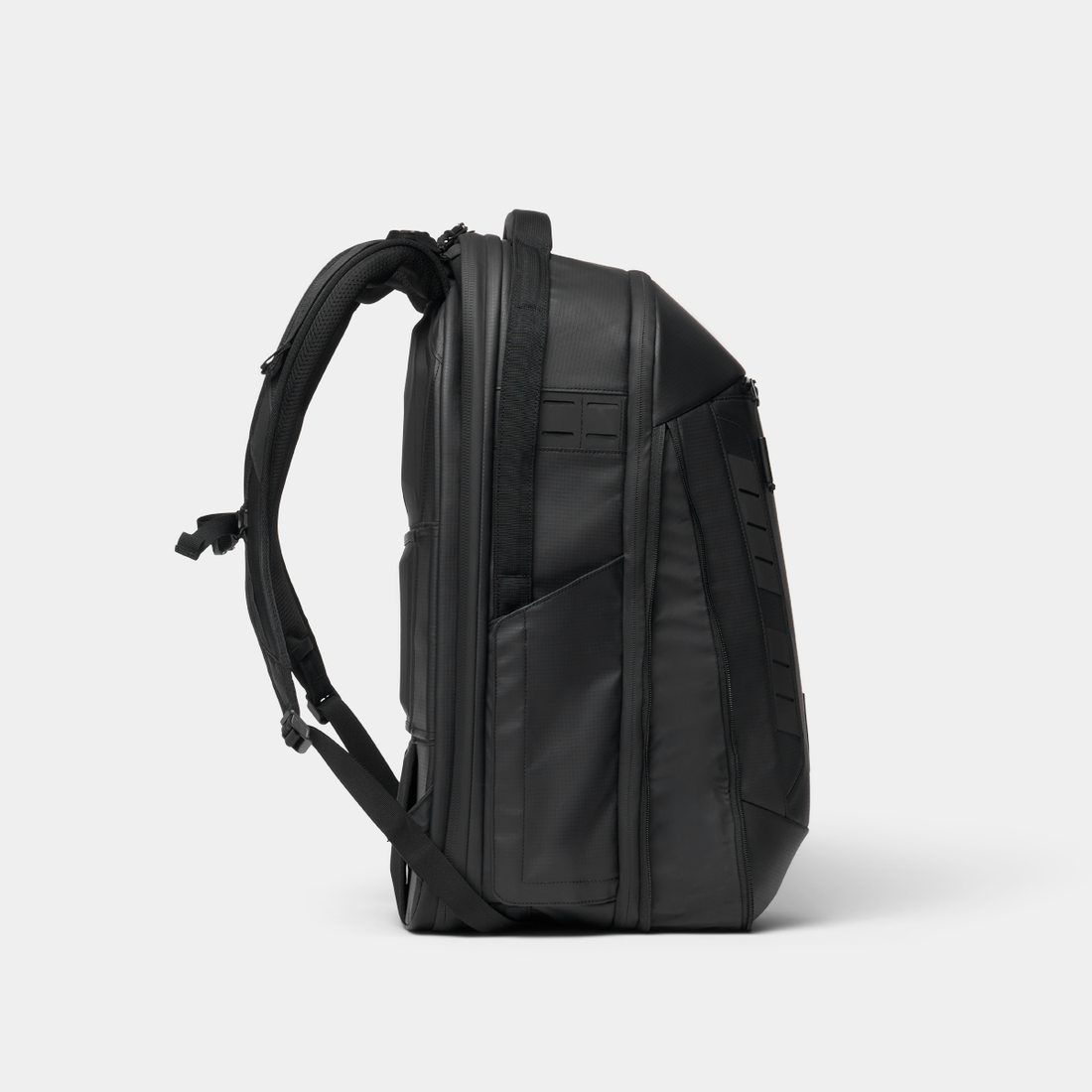 McKinnon Camera Pack 35L V2 - Storming Gravity