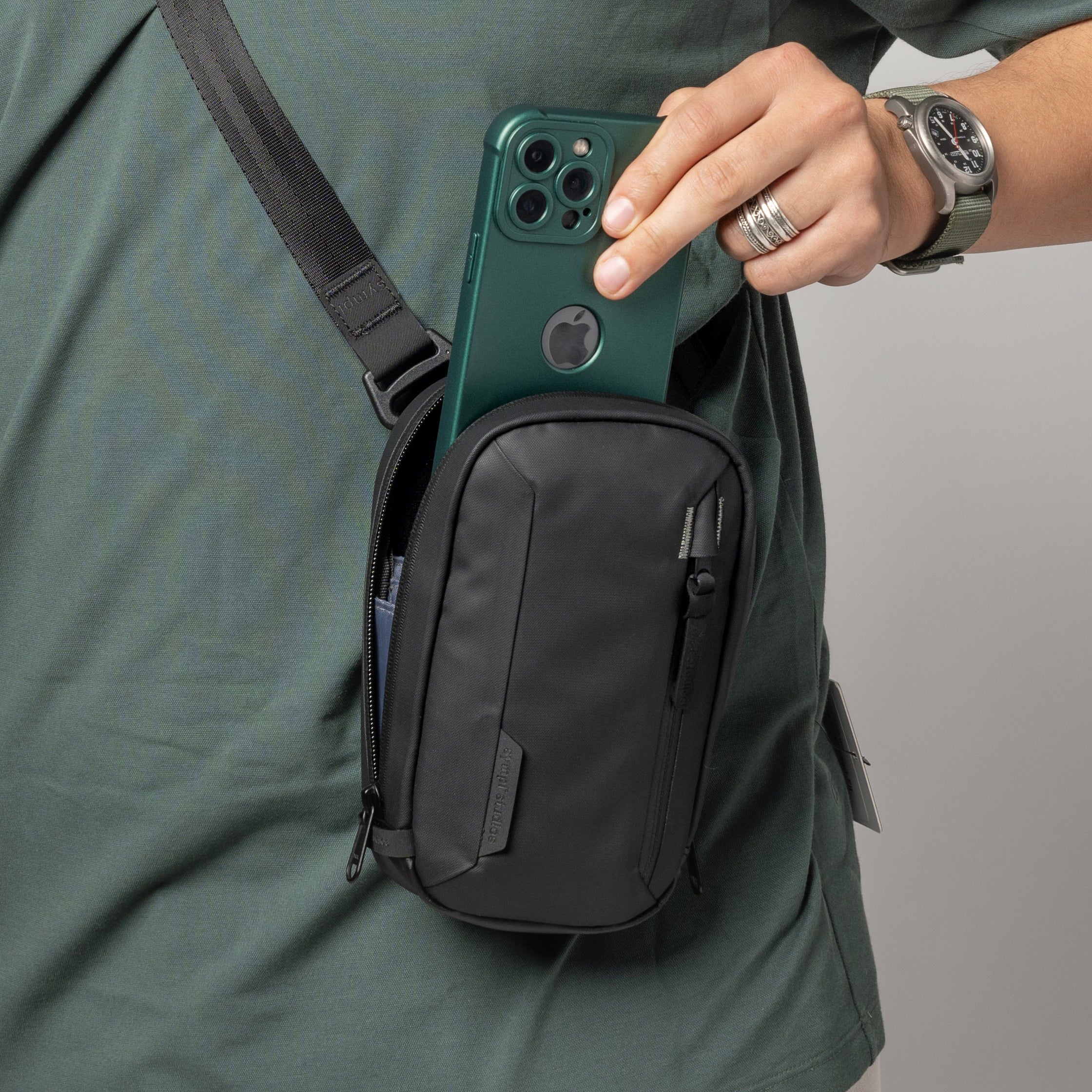 Phone Sling 1.5L V2 - Storming Gravity
