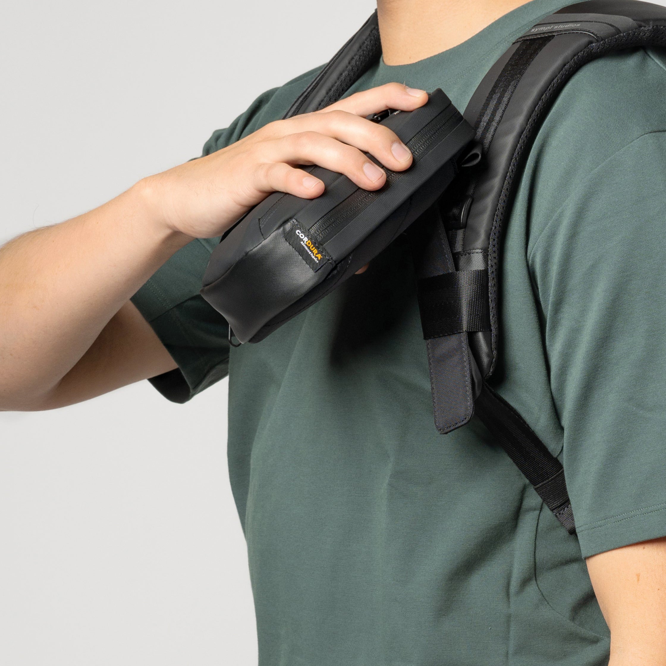 Phone Sling 1.5L V2 - Storming Gravity