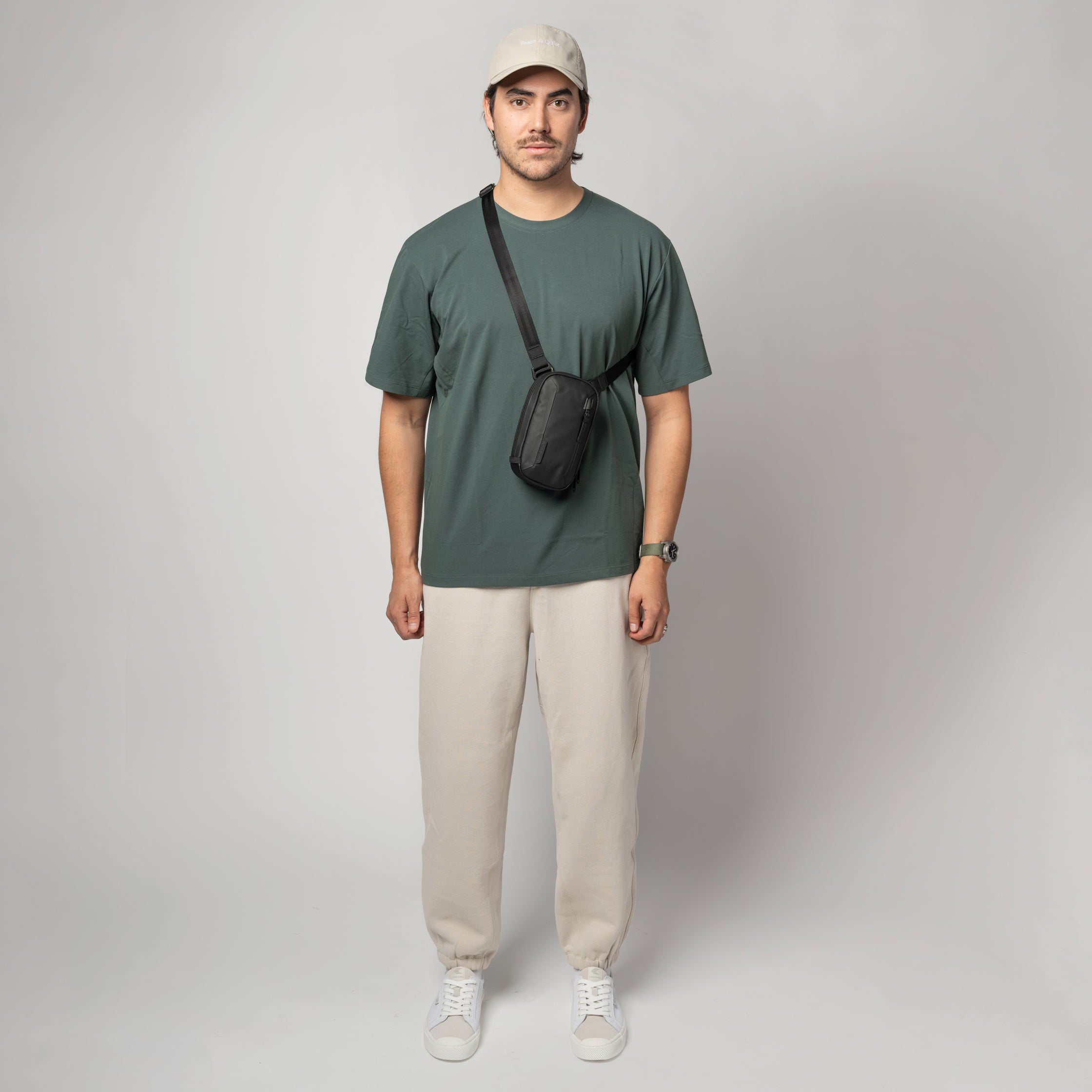 Phone Sling 1.5L V2 - Storming Gravity