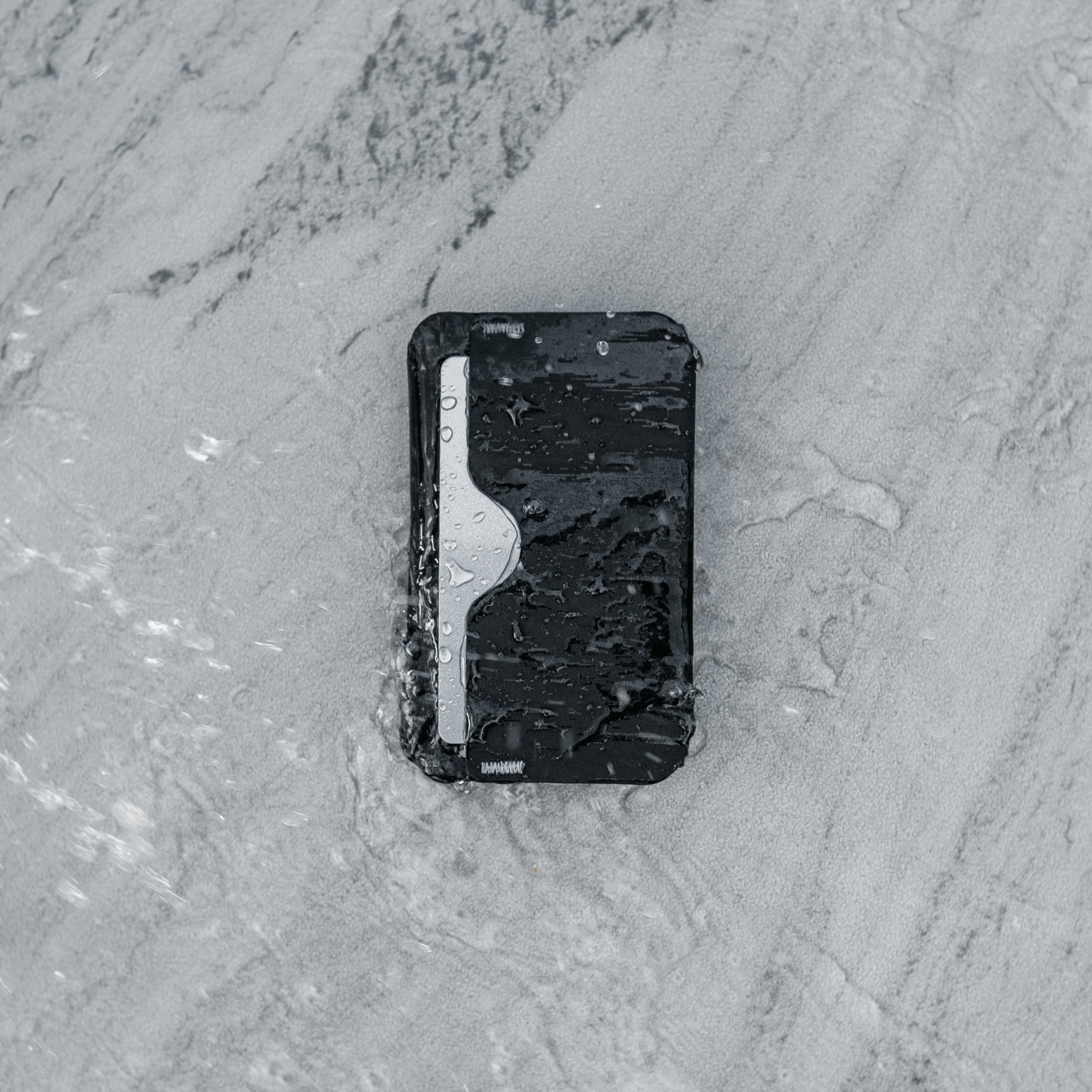 RE:FORM® RE:01 (COIN SLEEVE)