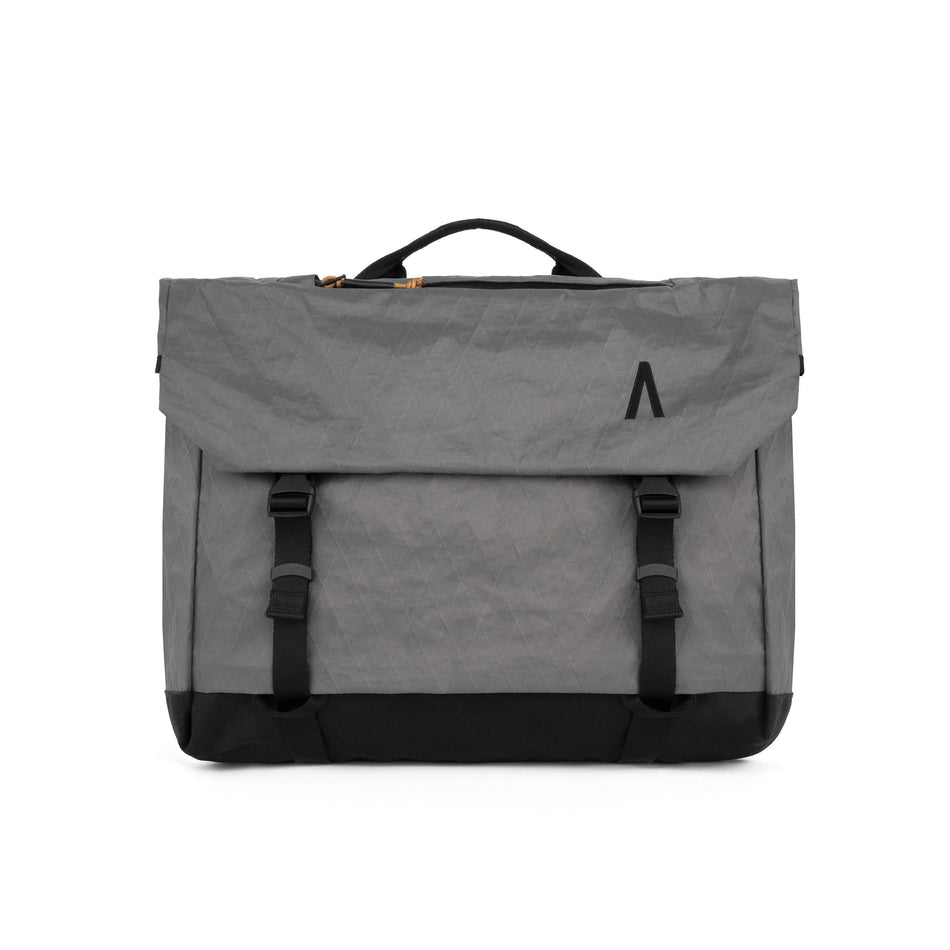 Rennen Shoulder Bag 10L - Storming Gravity