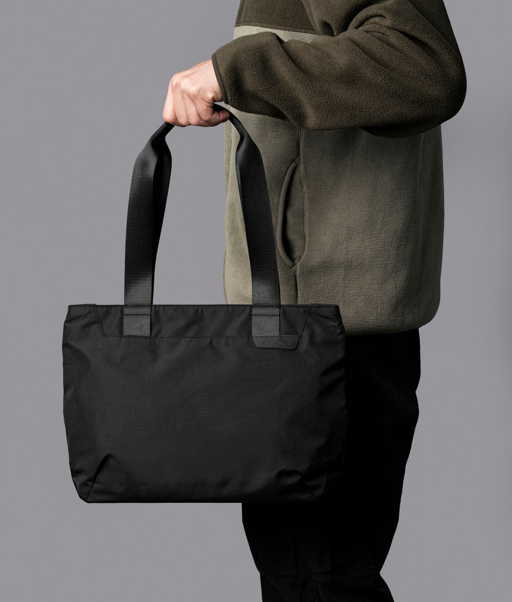 Alpaka Elements Tote (S) 9L