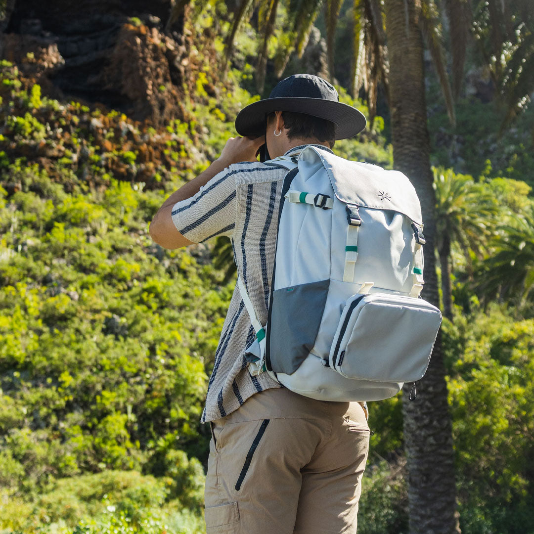 Tropicfeel Shell 1.0 - Modern-Day Travel Backpack - Storming Gravity
