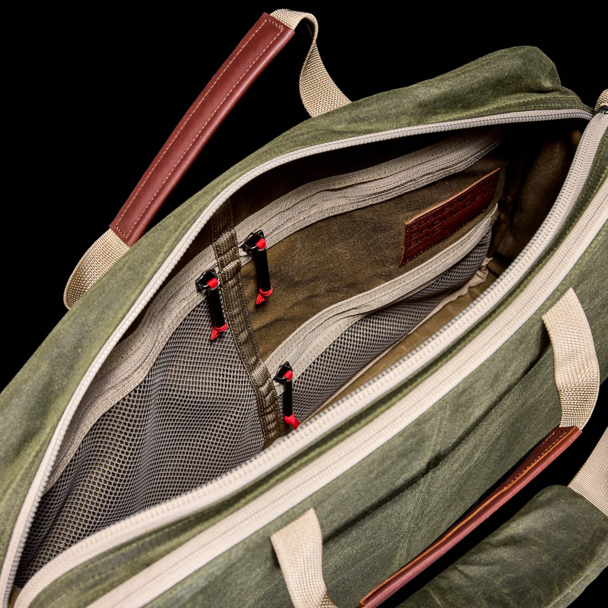 Shoulder Bag 15L - Waxed Canvas - Storming Gravity