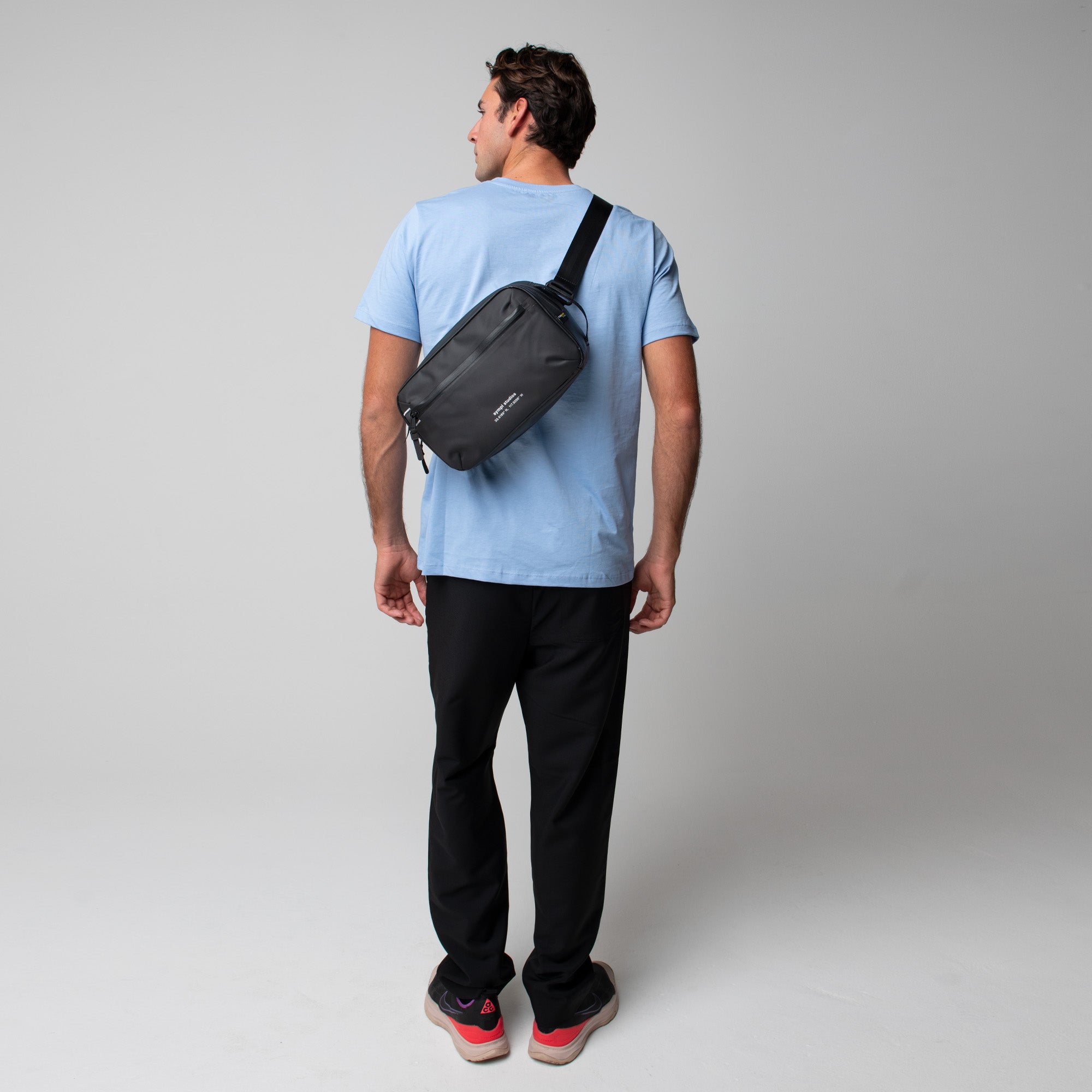 Tech Sling 5L - Storming Gravity