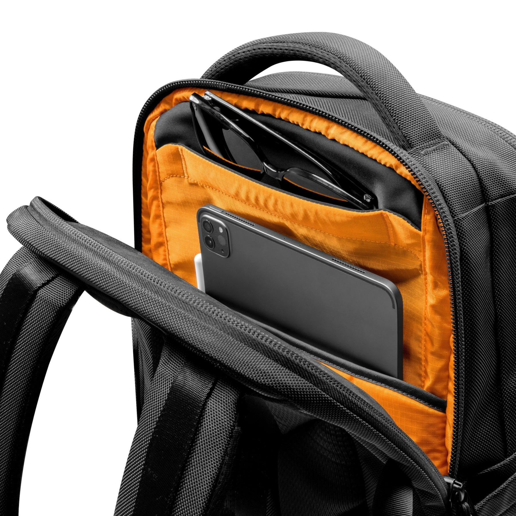TechPack-T73 เป้สะพายหลังแล็ปท็อป X-Pac 30 ลิตร