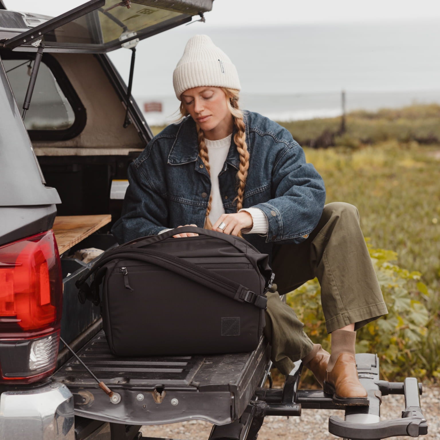 Transit Duffel 25L / 35L - Storming Gravity
