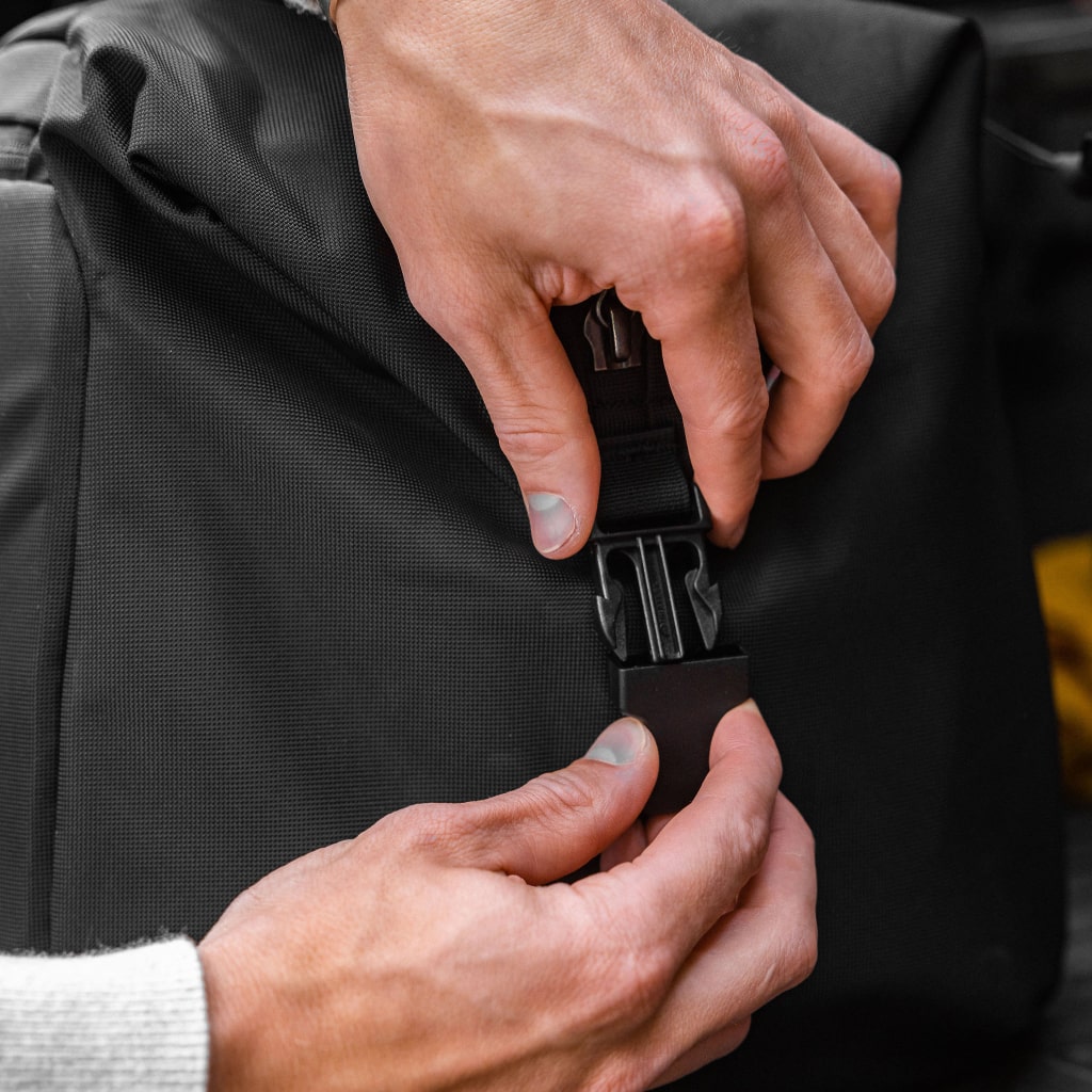 Transit Duffel 35L - Storming Gravity