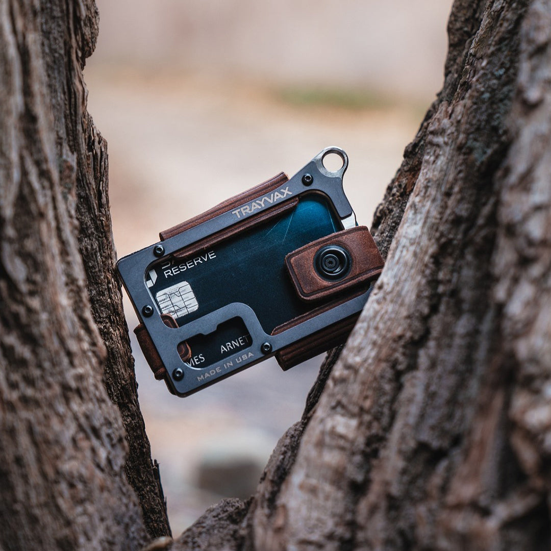 Trayvax Contour Wallet - Storming Gravity