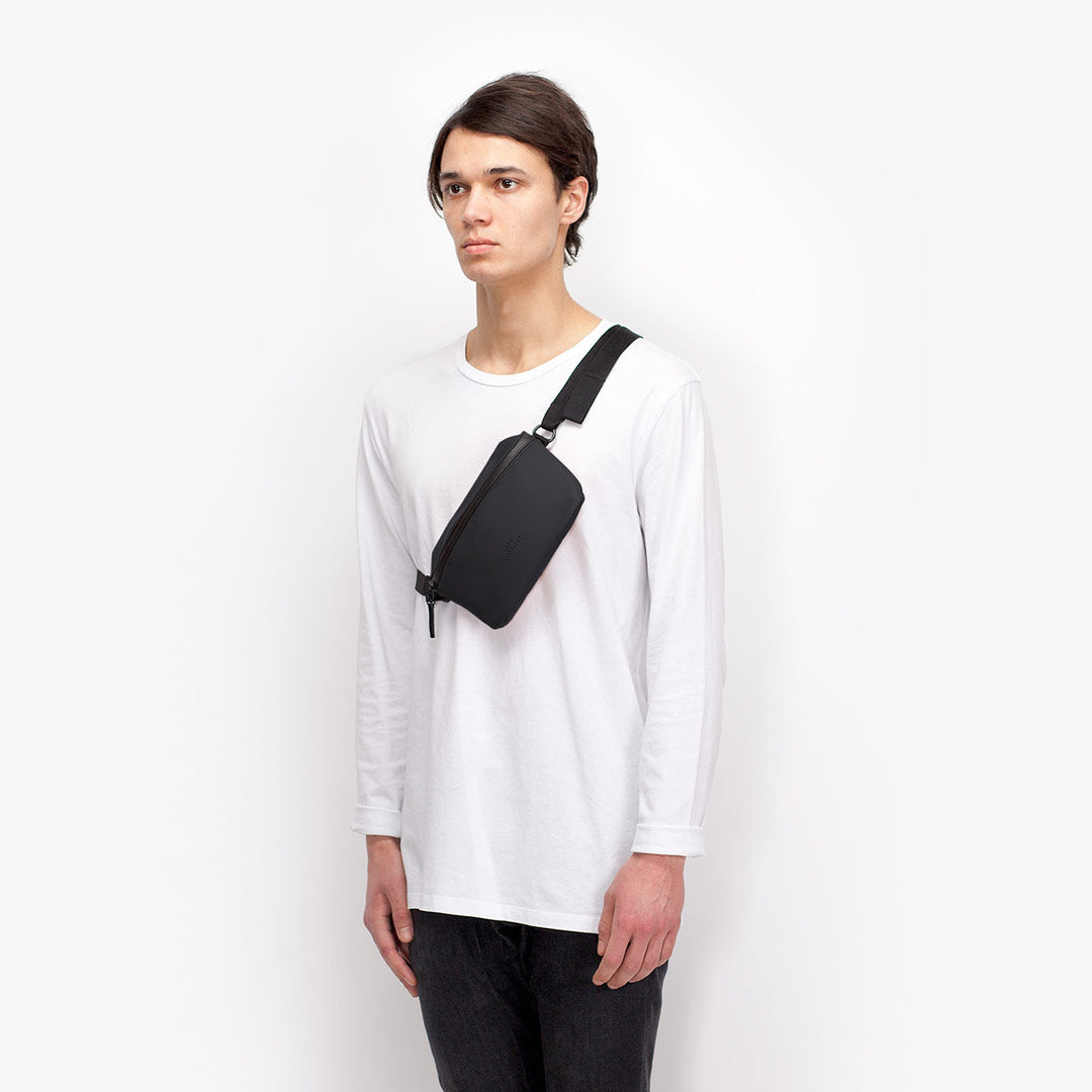 Jona Medium Bag 1.2L - Storming Gravity
