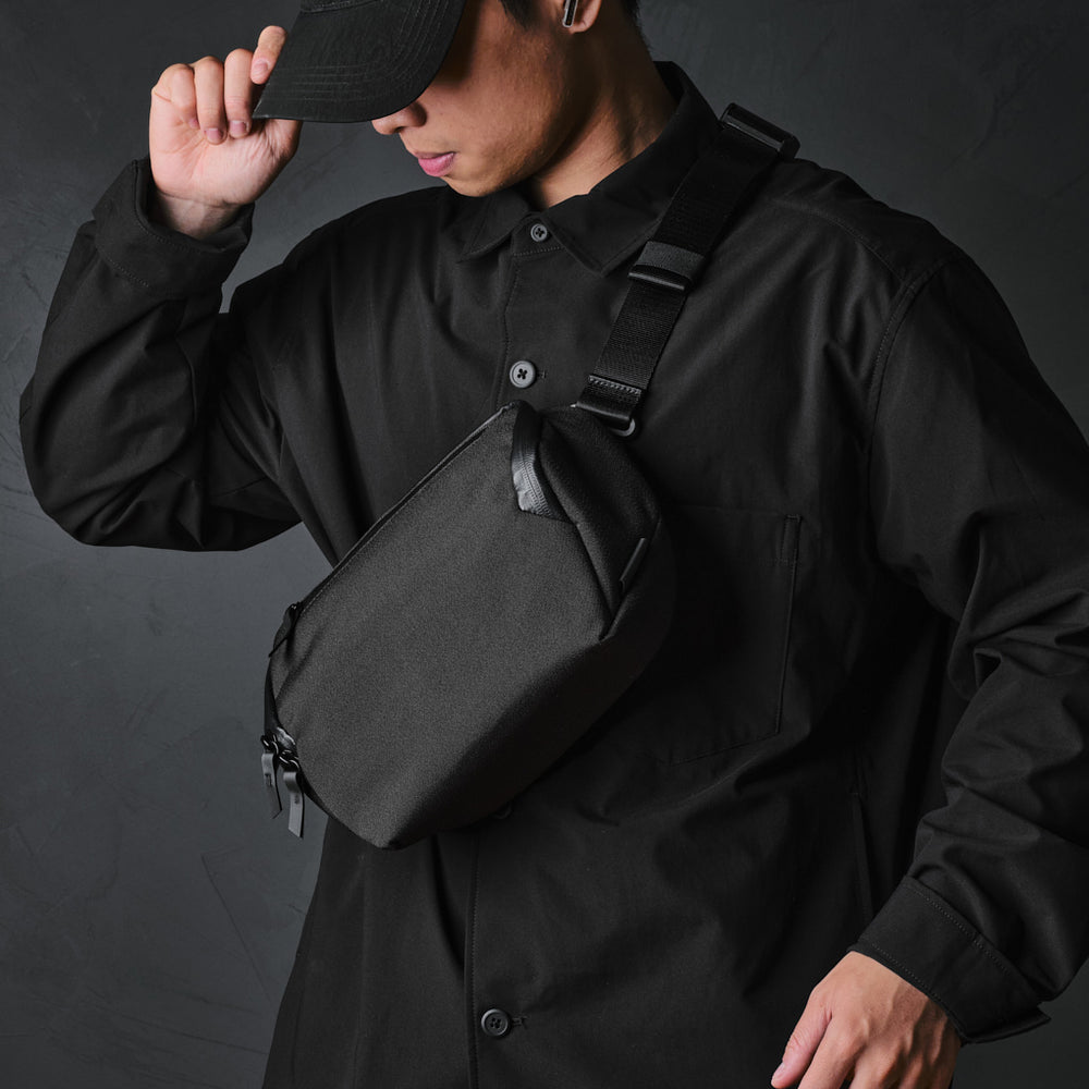 Vertex Pouch - Storming Gravity