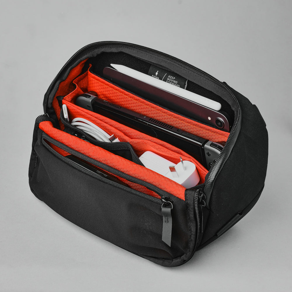 Vertex Pouch - Storming Gravity