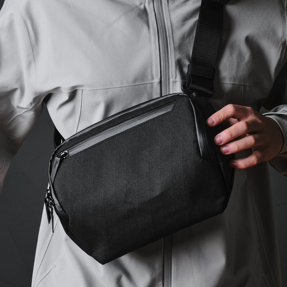 Vertex Pouch - Storming Gravity