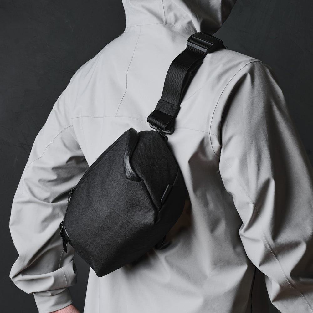 Vertex Pouch - Storming Gravity