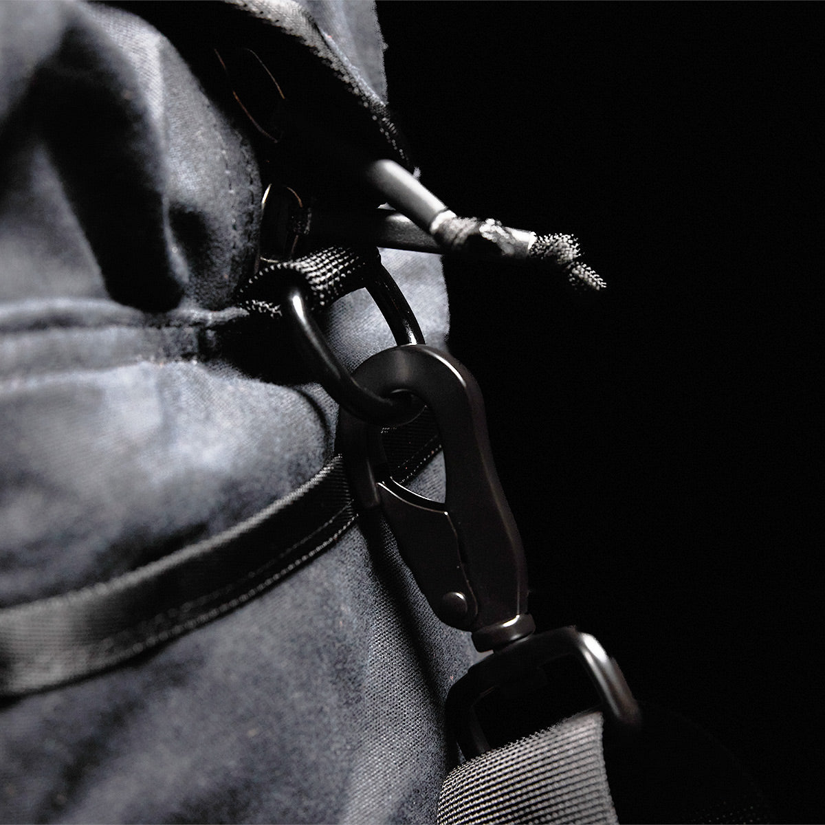 Kit Bag 32L - Waxed Canvas - Storming Gravity