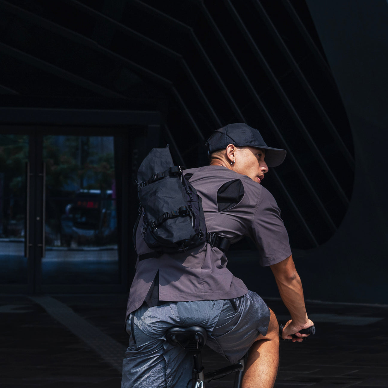X-PAK SPORT - Sling Pack (M) 7-11.5L - Storming Gravity
