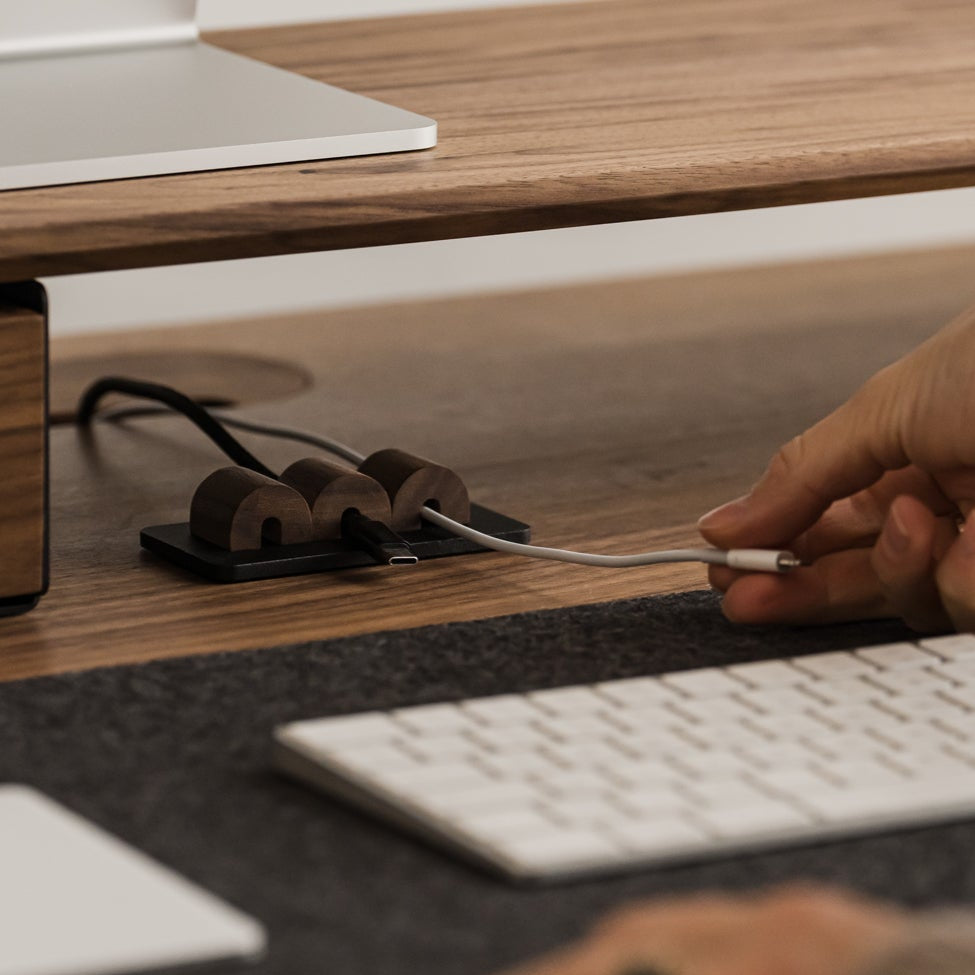 Magnetic Cable Organizer - Storming Gravity