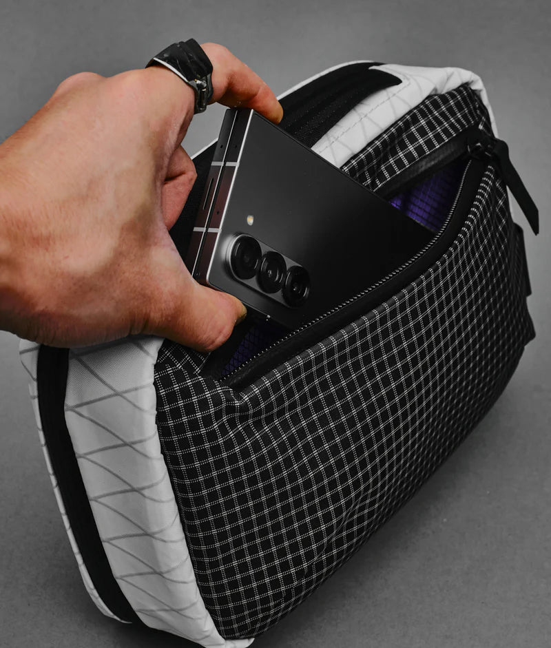 Elements Tech Case Max - Storming Gravity
