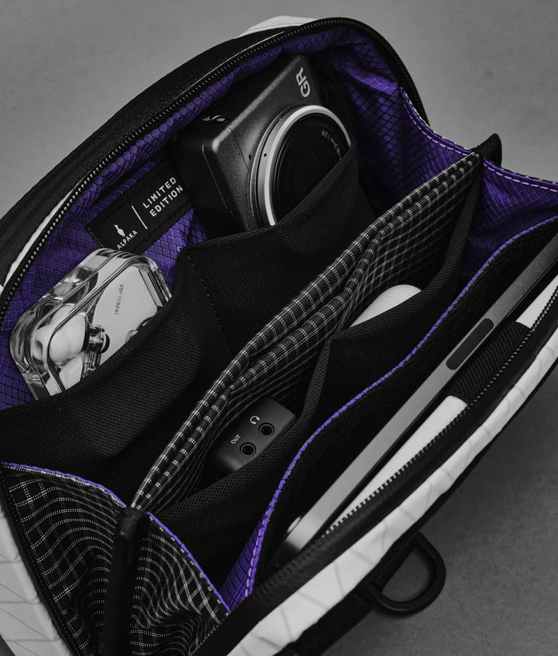 Elements Tech Case Max - Storming Gravity