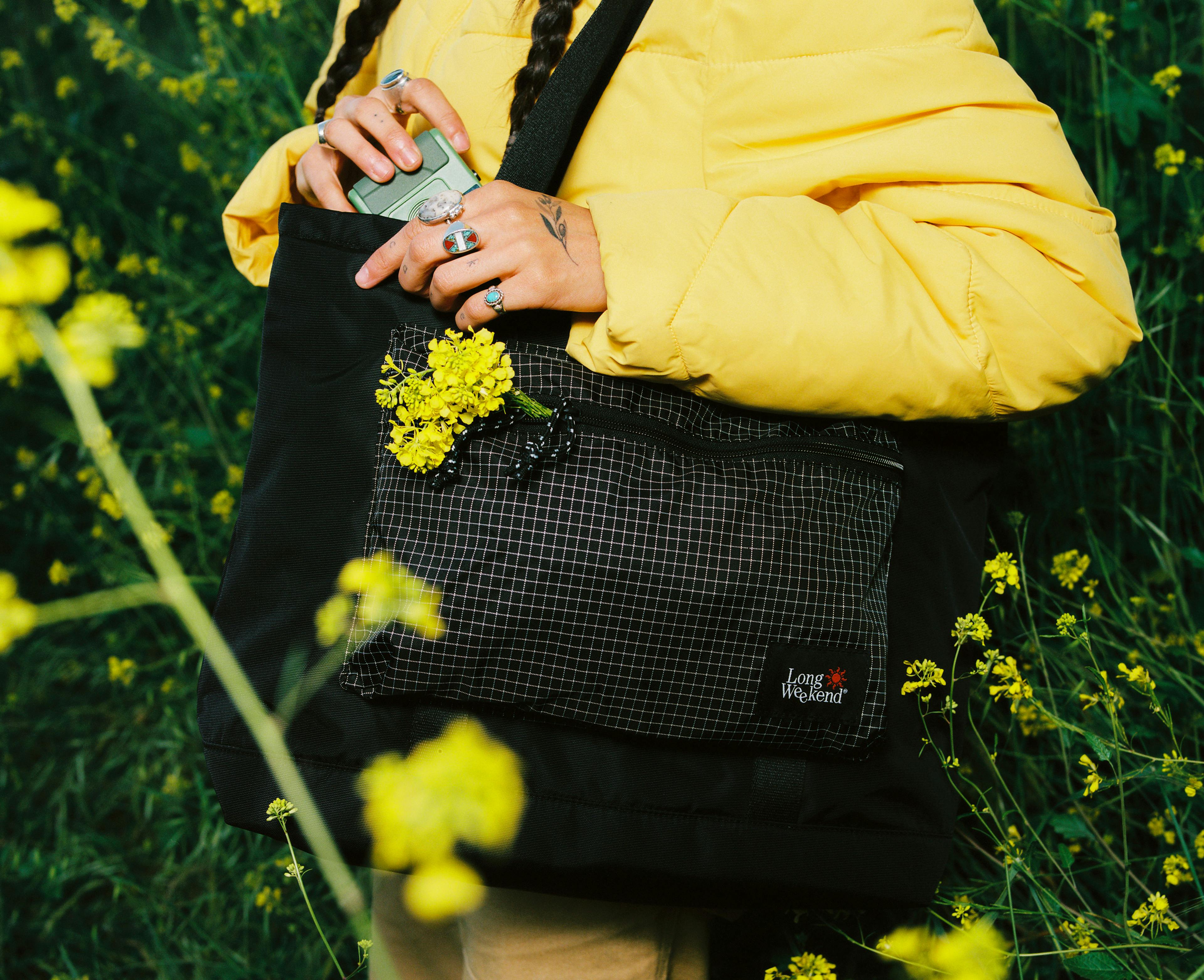 Beacon Tote 18L - Storming Gravity