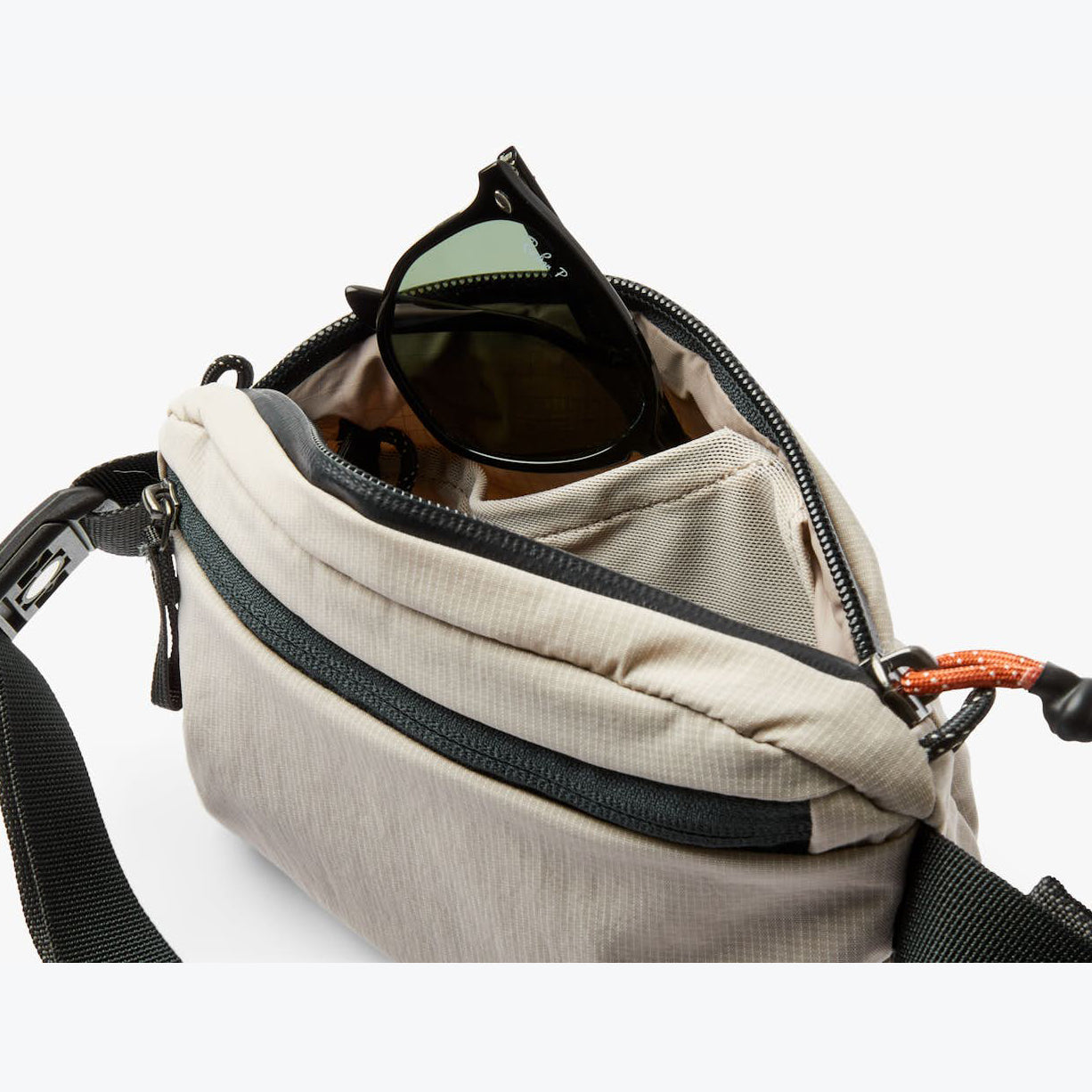 Lite Belt Bag 1.8L - Storming Gravity