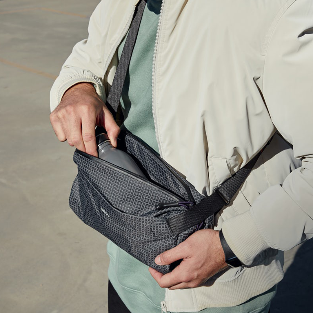 Lite Sling 7L - Storming Gravity