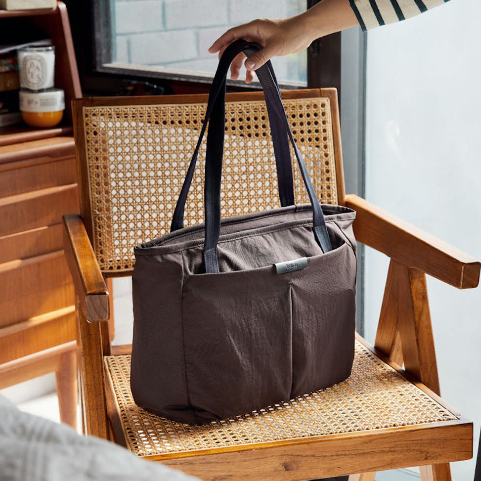 Tokyo Wonder Tote 12L/15L - Storming Gravity