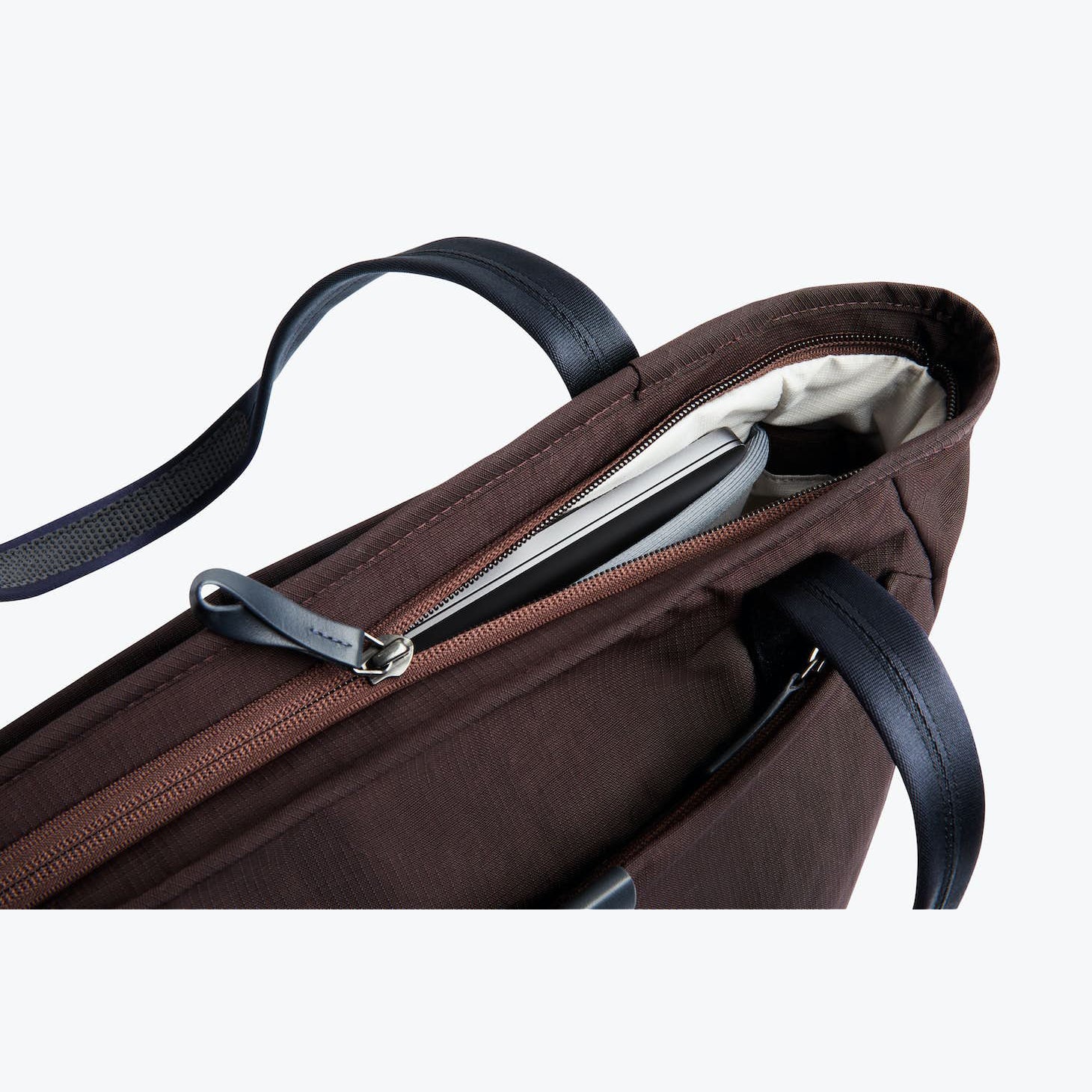 Tokyo Wonder Tote 12L/15L - Storming Gravity
